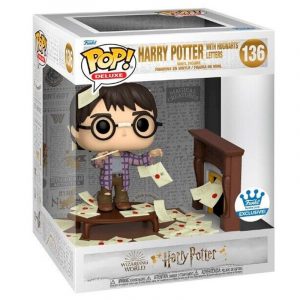 Figura POP Deluxe Harry Potter Anniversary Harry Potter with Hogwarts Letters Exclusivo